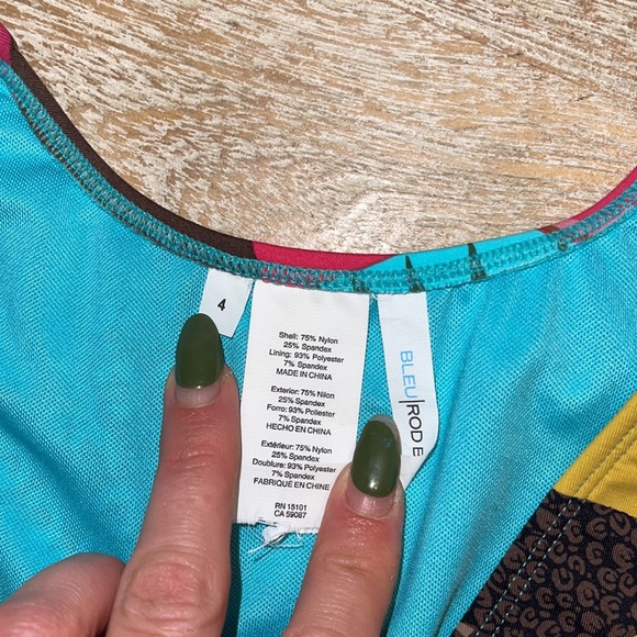 Bleu Rod Beattie Run Wild Cap sleeve one-piece bathing suit. size 4 - Picture 7 of 7